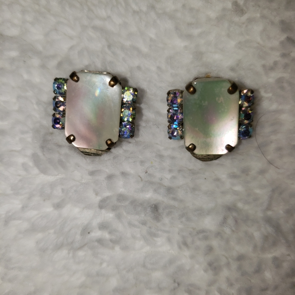 Clip on earrings